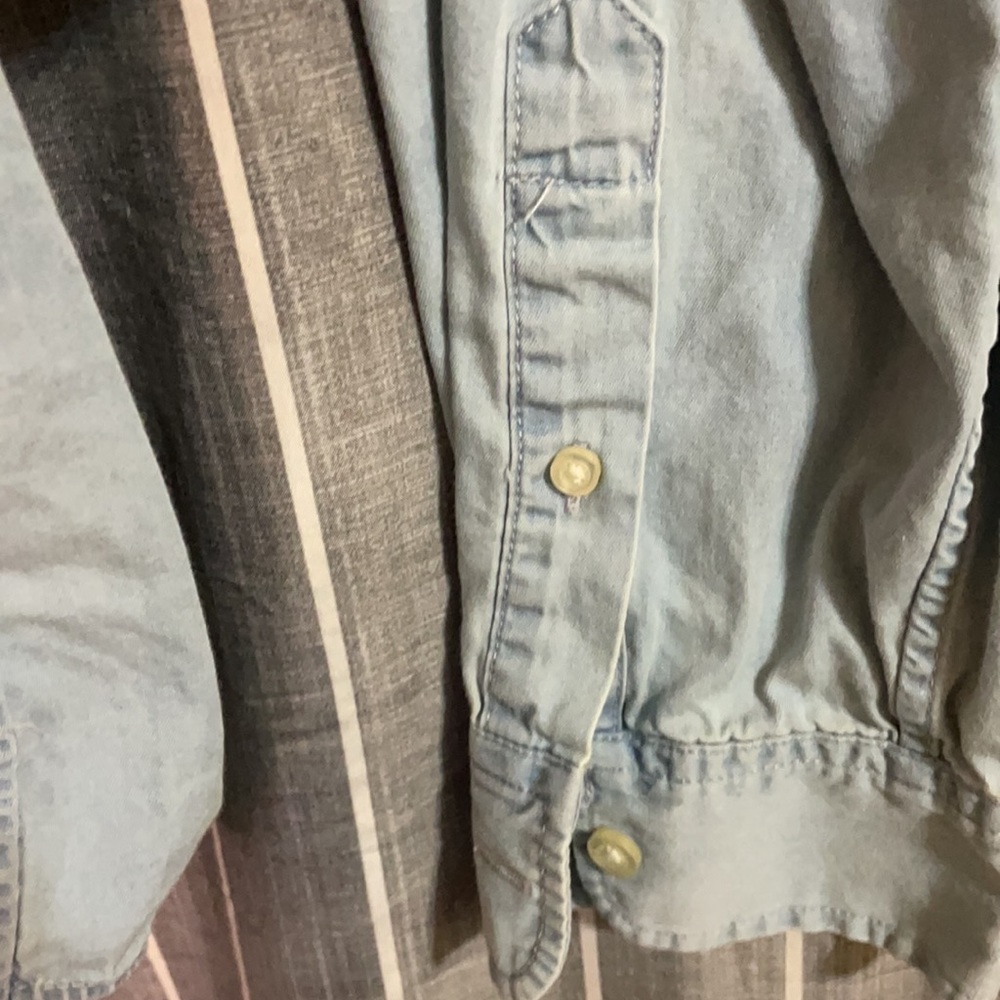 Gap button down XL - Picture 4 of 5